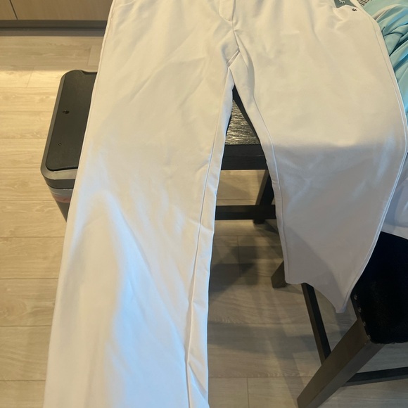 Woman’s Golf wear 6-8size - Picture 8 of 8